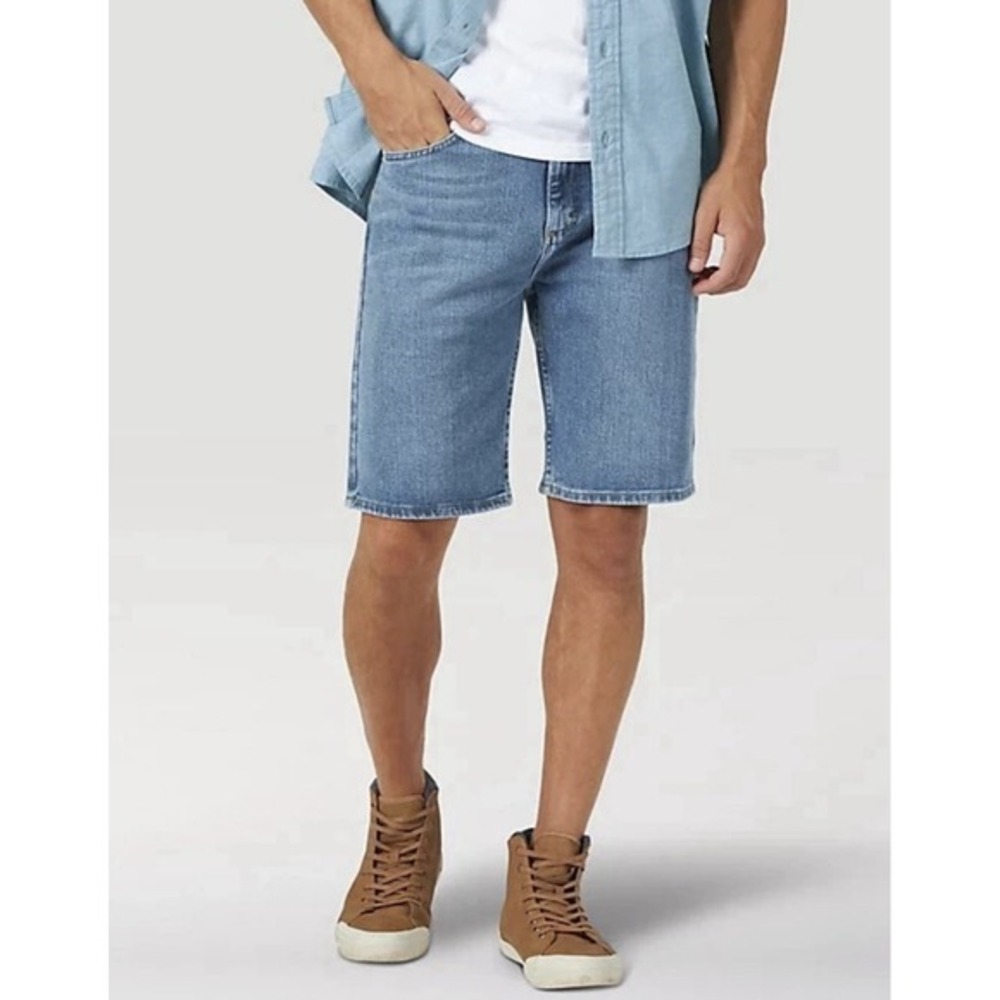 Wrangler Mens Denim Relaxed Fit Shorts Sz 46 Blue Light Wash Big Tall NEW W Tag